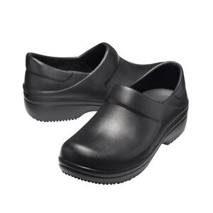 Crocs Women’s Neria Slip Resistant Work Clog Sz 10